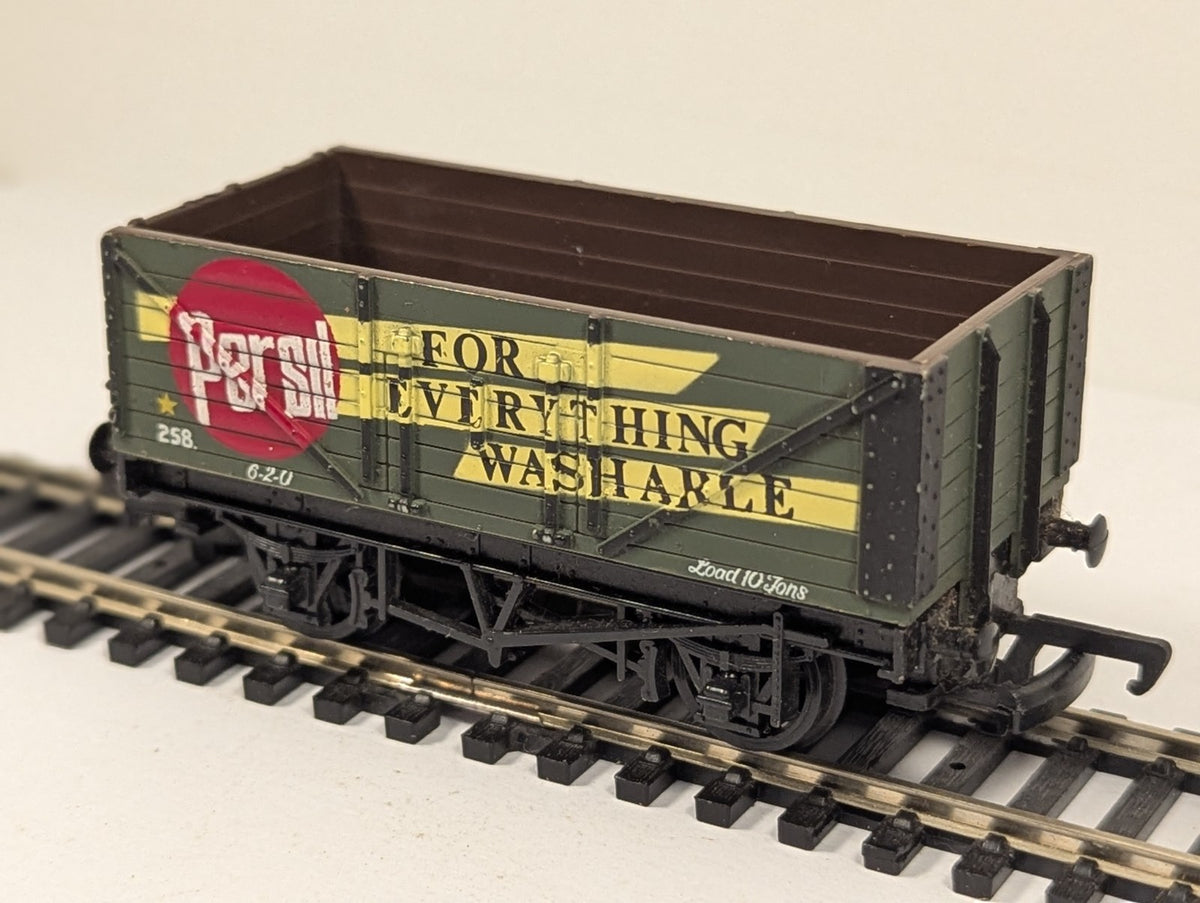Mainline OO Gauge Persil 7 Plank Open Wagon