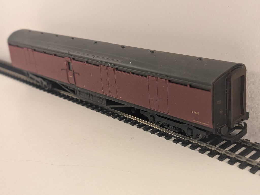 Bachmann 34-653 63ft Thompson BG Full Brake in Crimson