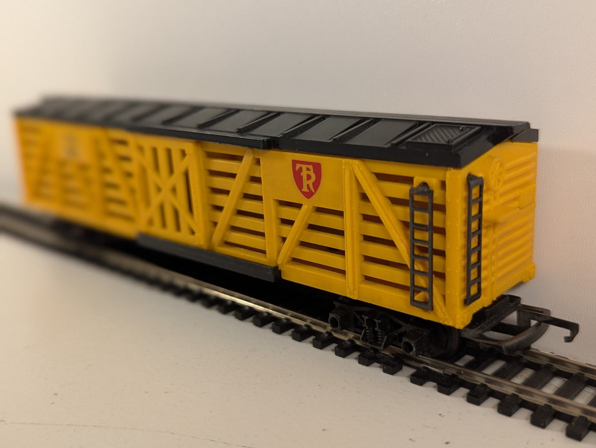 Tri-ang OO Gauge Transcontinental Stock Car TR742