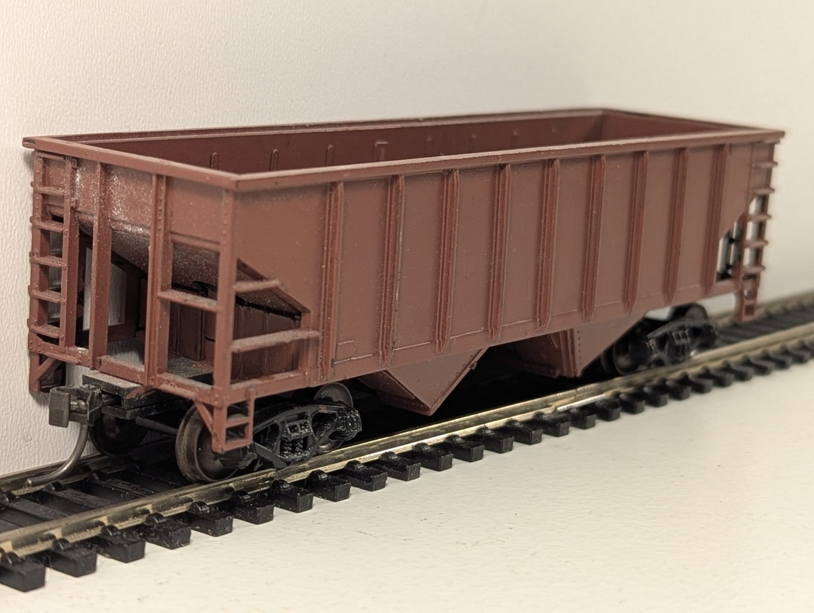 Walthers Trainline 931-1843 Southern Pacific Two-Bay Hopper