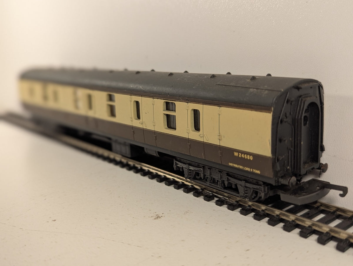 Lima OO Gauge BR WR Restaurant Car Passenger Coach W24760 BR Chocolate