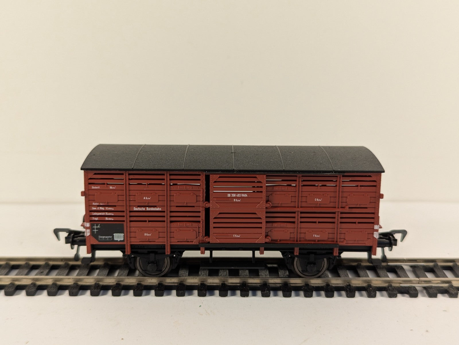 Fleischmann 5354 HO Gauge Red DRG Kleinviehwagen Boxed