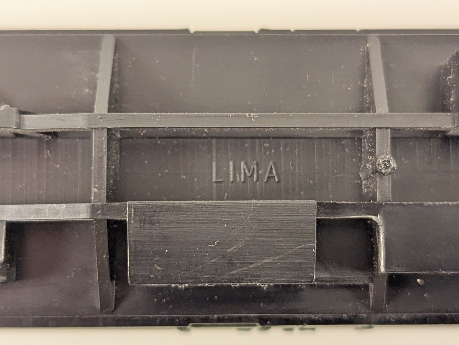 Lima 305334 OO Gauge Green British Rail Mk1 Brake Coach