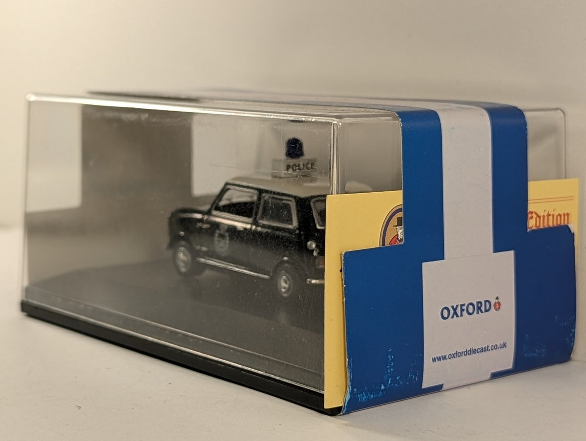 Oxford Diecast 1:76 Scale Hong Kong Police Mini Die-cast Model MIN011