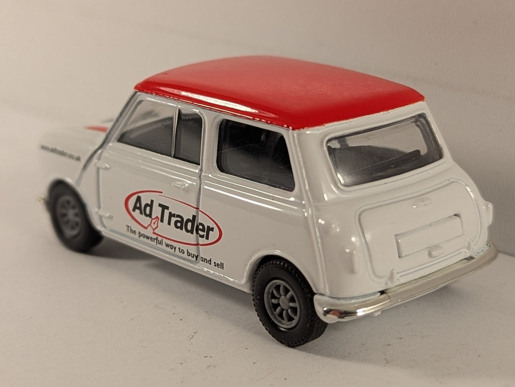 Lledo Morris Mini Die-cast Model 1 Ad Trader