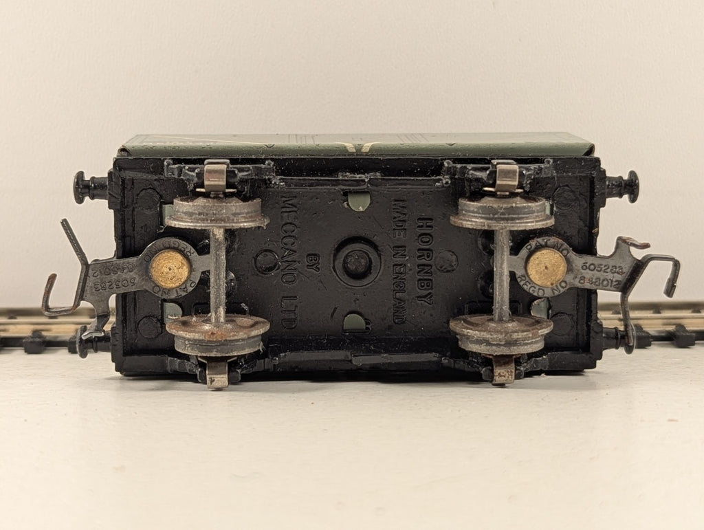 Hornby Dublo 32055 OO Gauge 7 Plank Open Wagon with coal load - damaged box