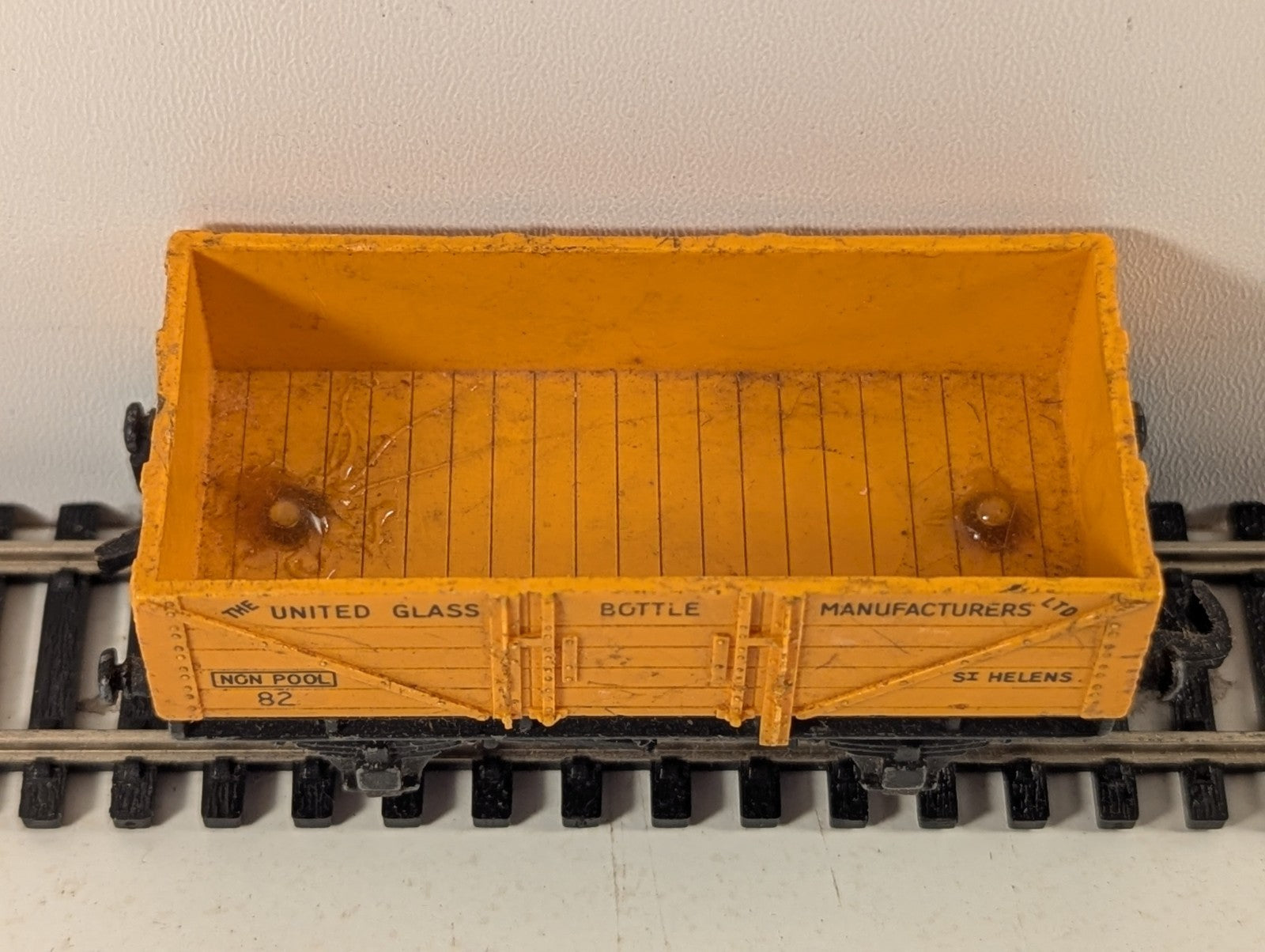 Hornby Dublo United Glass Bottle Manufacturers 5 Plank Open Wagon OO Gauge