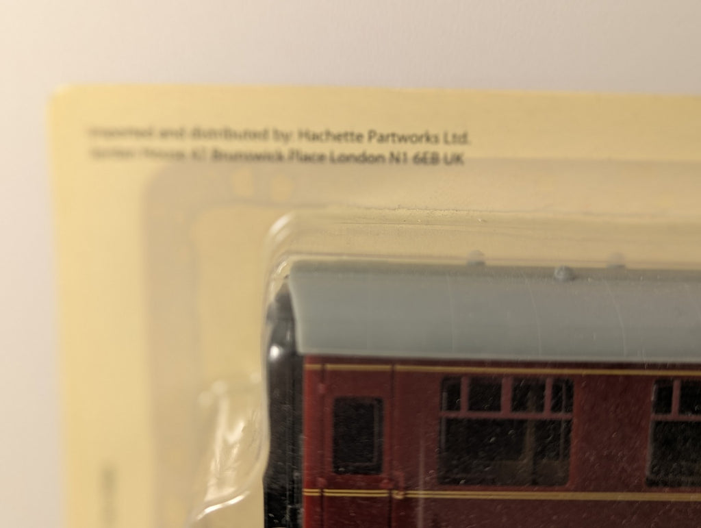 Hachette OO Gauge BR Mk1 TSO Coach & Track Pack - Boxed & Unopened