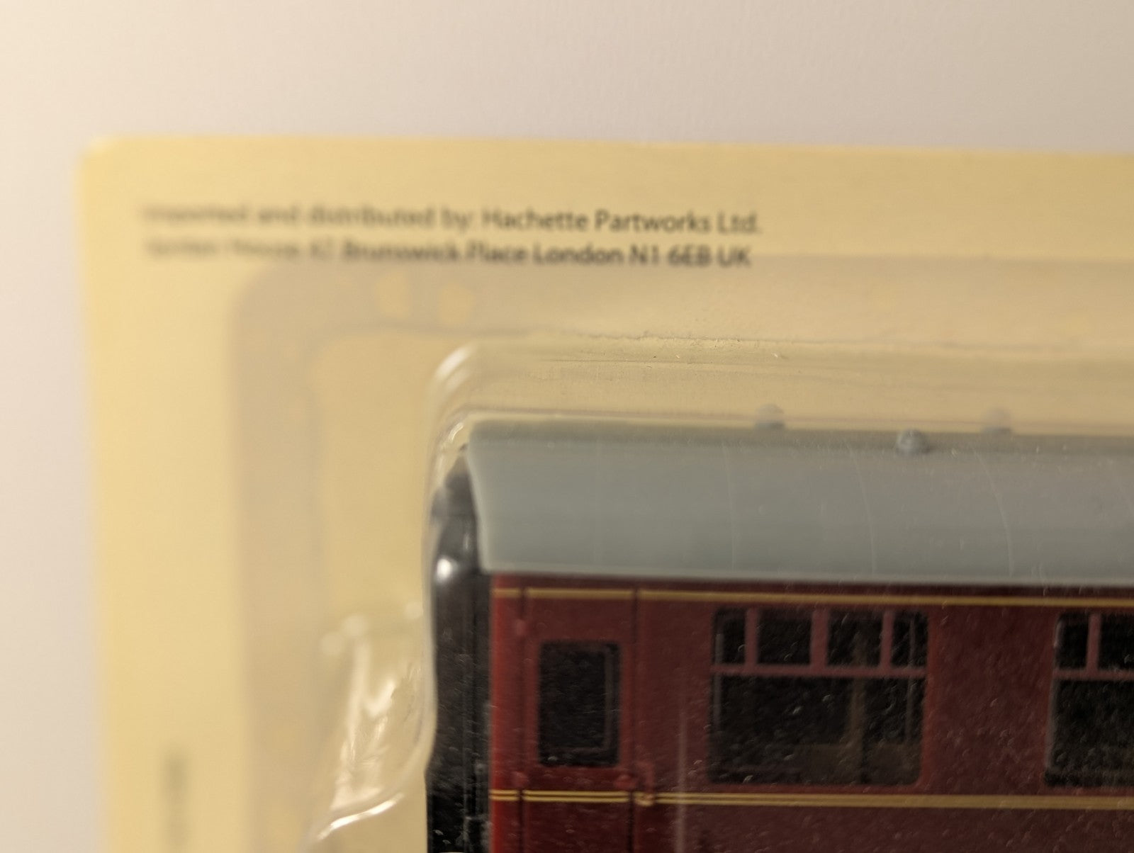 Hachette OO Gauge BR Mk1 TSO Coach & Track Pack - Boxed & Unopened
