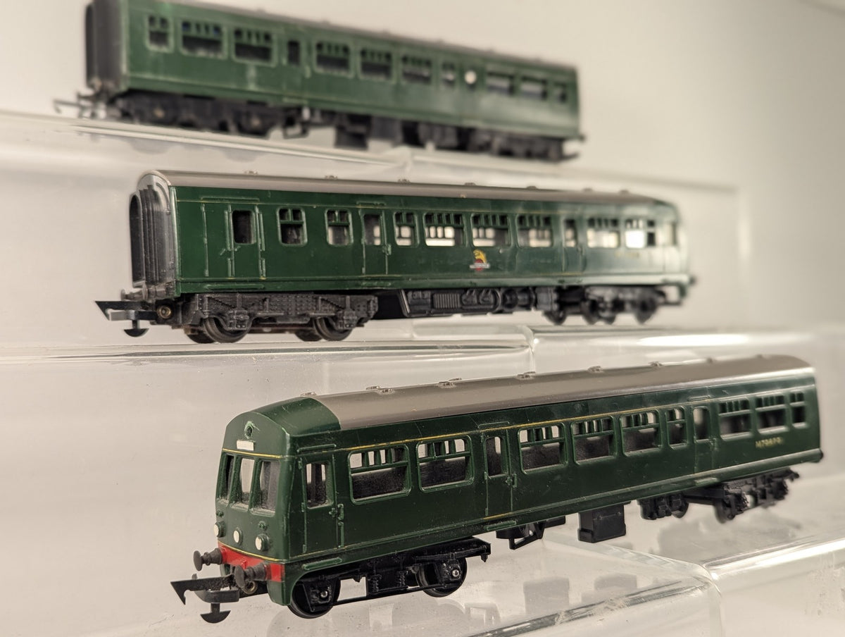 Tri-ang OO Gauge Class 101 Metropolitan-Cammell DMU 3-Car Set