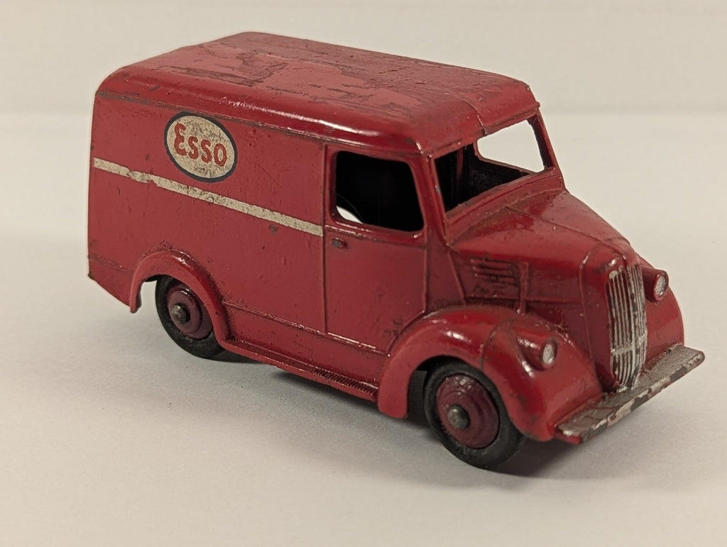 Dinky Toys Trojan Van Die-cast Van Esso