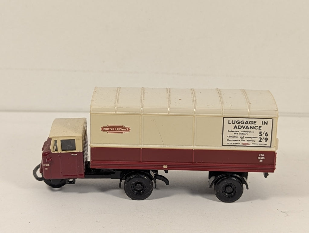 Oxford Diecast 1:76 Scale Scammell Scarab Box