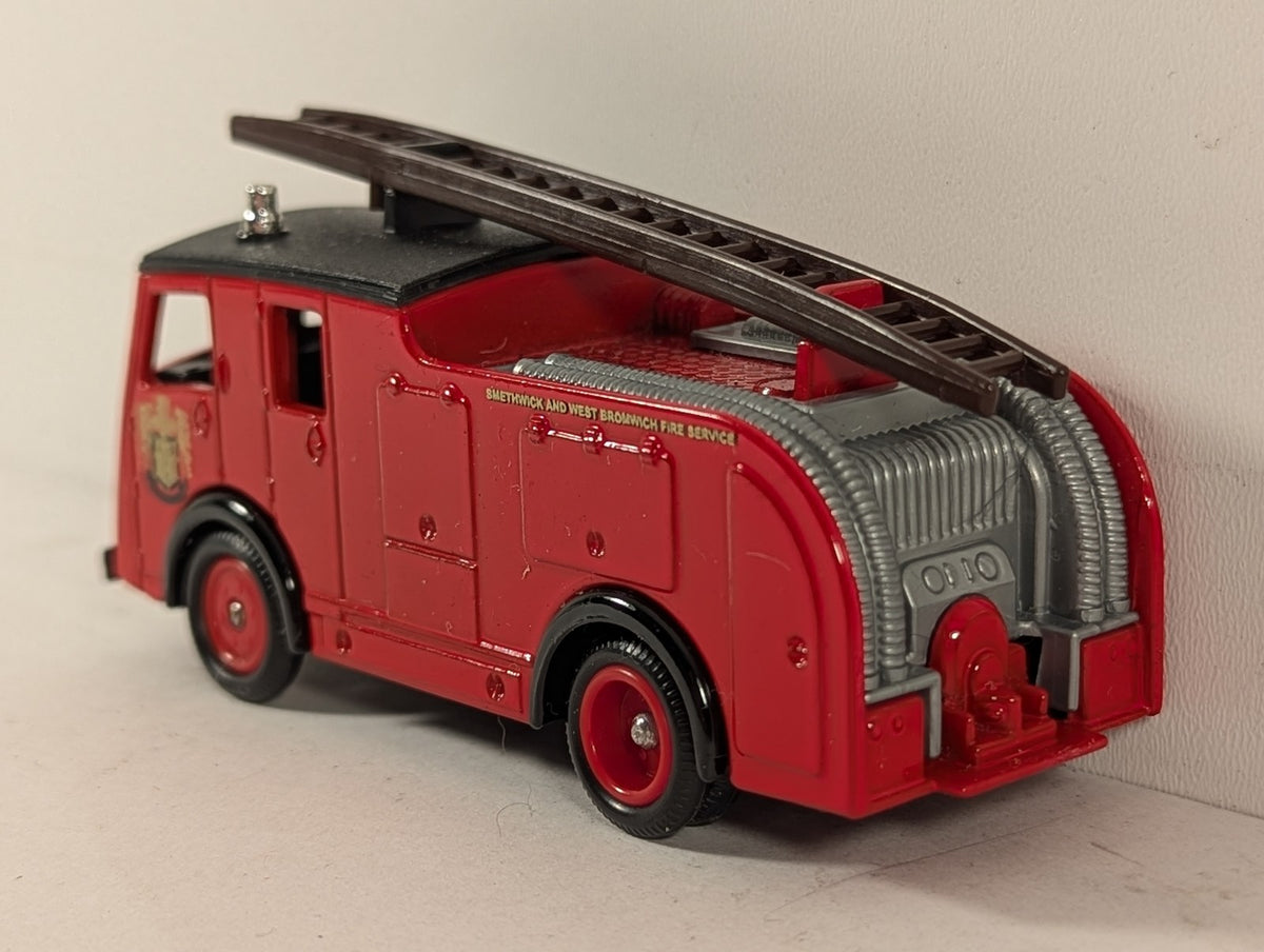Lledo Dennis Fire Engine Die-cast Model Smethwick and West Bromwich Fire Service