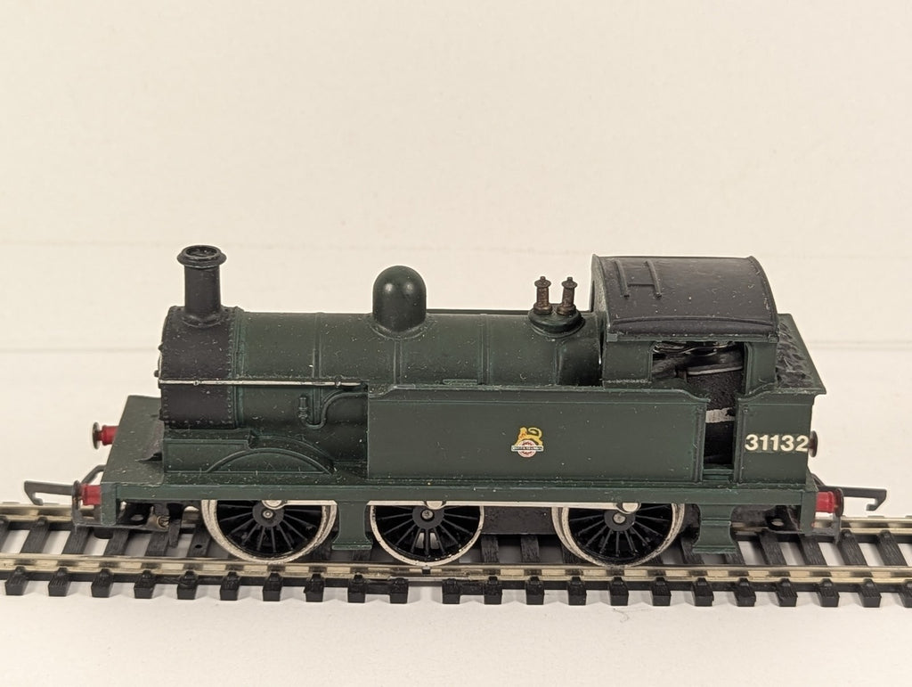 Wrenn OO Gauge Class R1 0-6-0T Steam Locomotive 31132 BR Green W2205