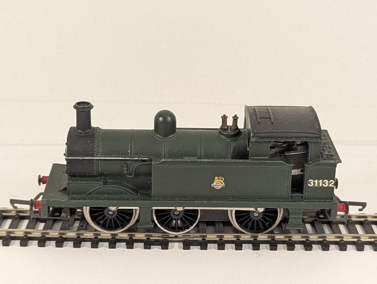Wrenn OO Gauge Class R1 0-6-0T Steam Locomotive 31132 BR Green W2205