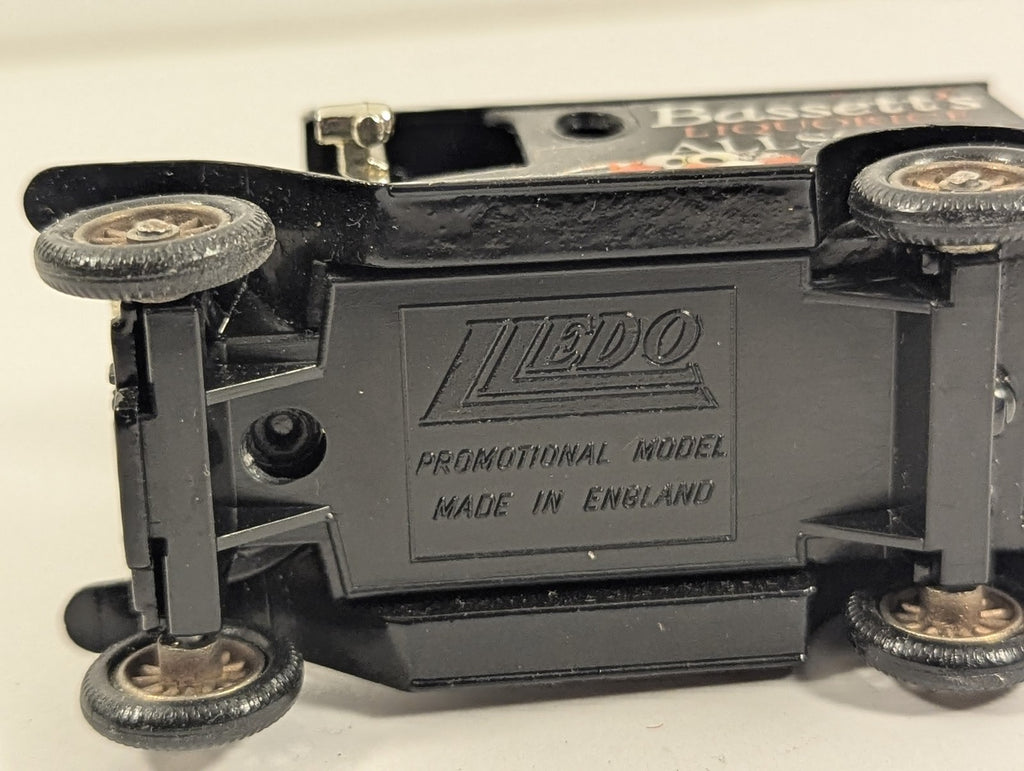 Lledo Ford Model T Van Die-cast Model Van Bassett's Liquorice Allsorts