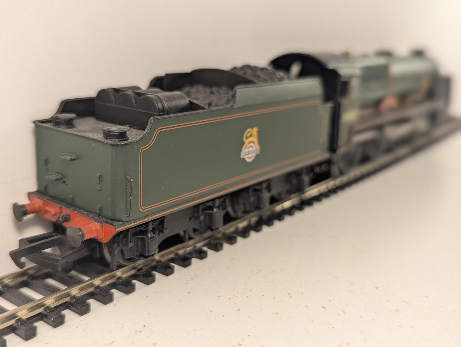 Bachmann OO Gauge Lord Nelson Class 4-6-0 30852 'Sir Walter Raleigh