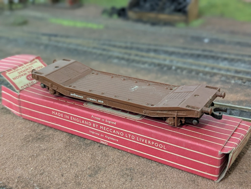 Hornby Dublo 00 Gauge 4652 Machine Wagon Lowmac Goods Wagon
