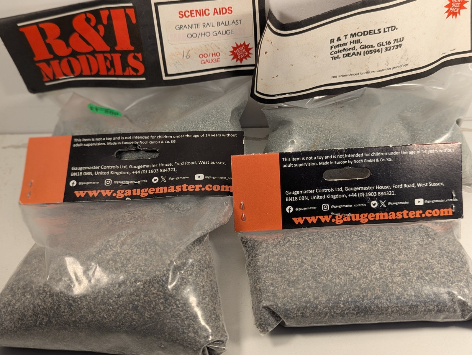 Gaugemaster and R & T Models OO HO Gauge Granite Rail Ballast Packets