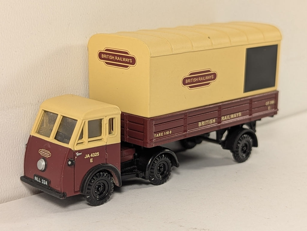 Classix OO Gauge Jensen Jen-Tug with Parcel Van Trailer Die-cast Vehicle