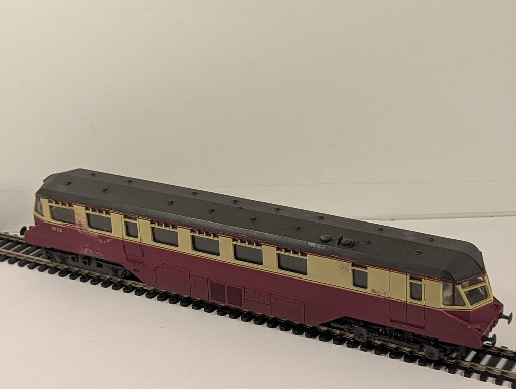 Lima OO Gauge GWR Streamlined Diesel Railcar W22 BR Crimson & Cream