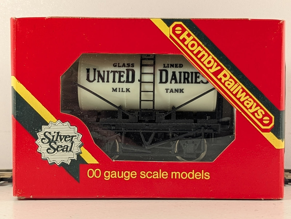 Hornby OO Gauge United Dairies 6-Wheel Milk Tank Wagon Goods Wagon R.007