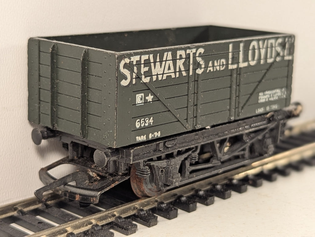 British Trix OO Gauge Stewarts and Lloyds 7-Plank Open Wagon 6534