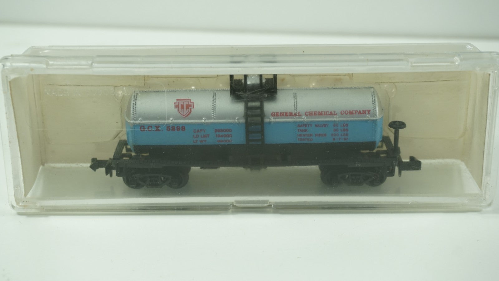Model Power 3414 N Scale General Chemical Co. Tank Car – GCX 5298
