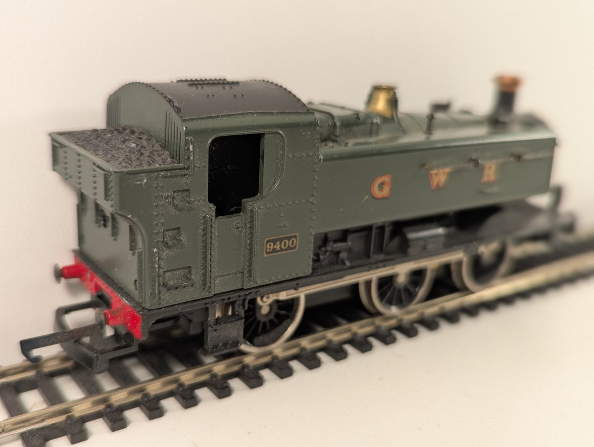 Lima GWR 94xx Class 0-6-0PT Pannier Tank No. 9400 in GWR Green