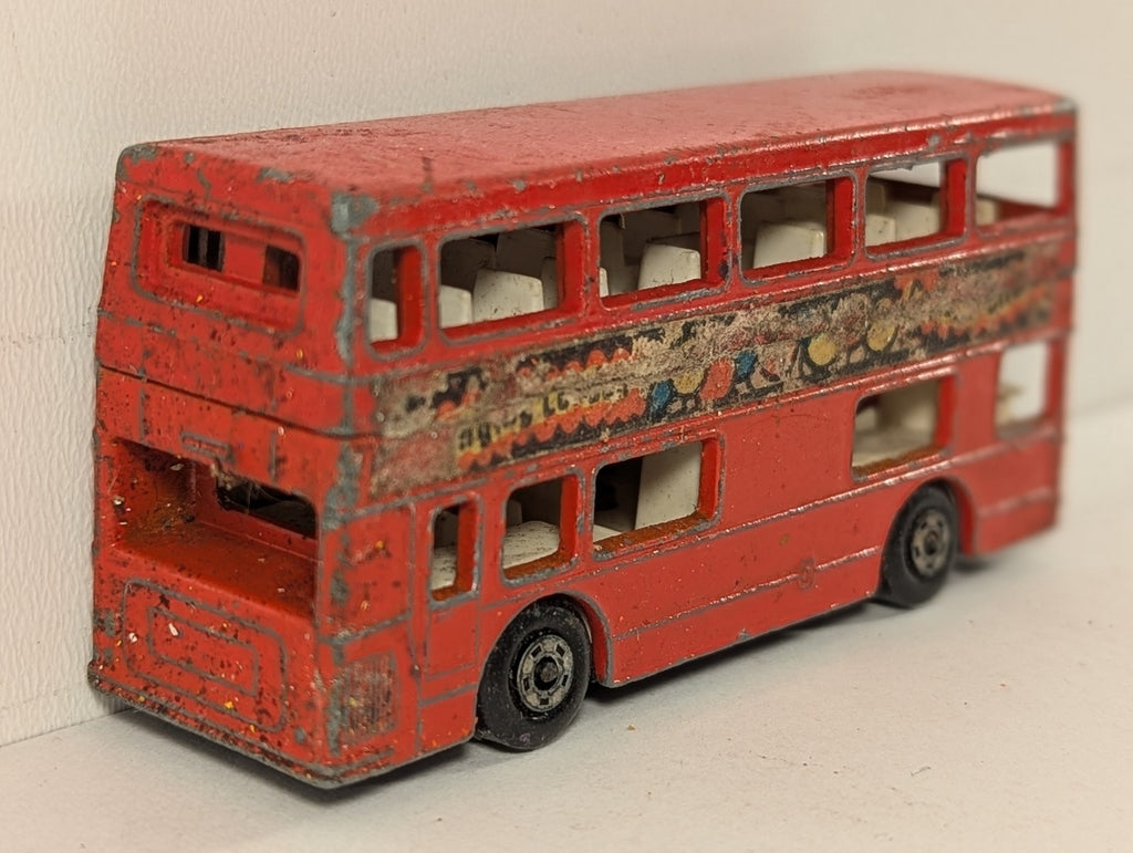 Matchbox The Londoner Die-cast Bus Red with 'Swinging London' decals 17