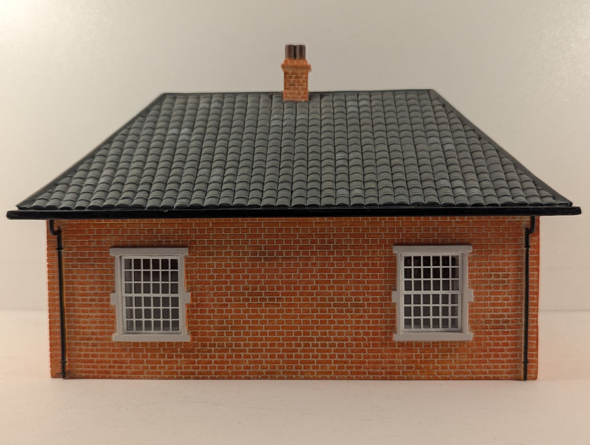 Hornby OO Gauge Skaledale Waiting Room Buildings Brick R9726