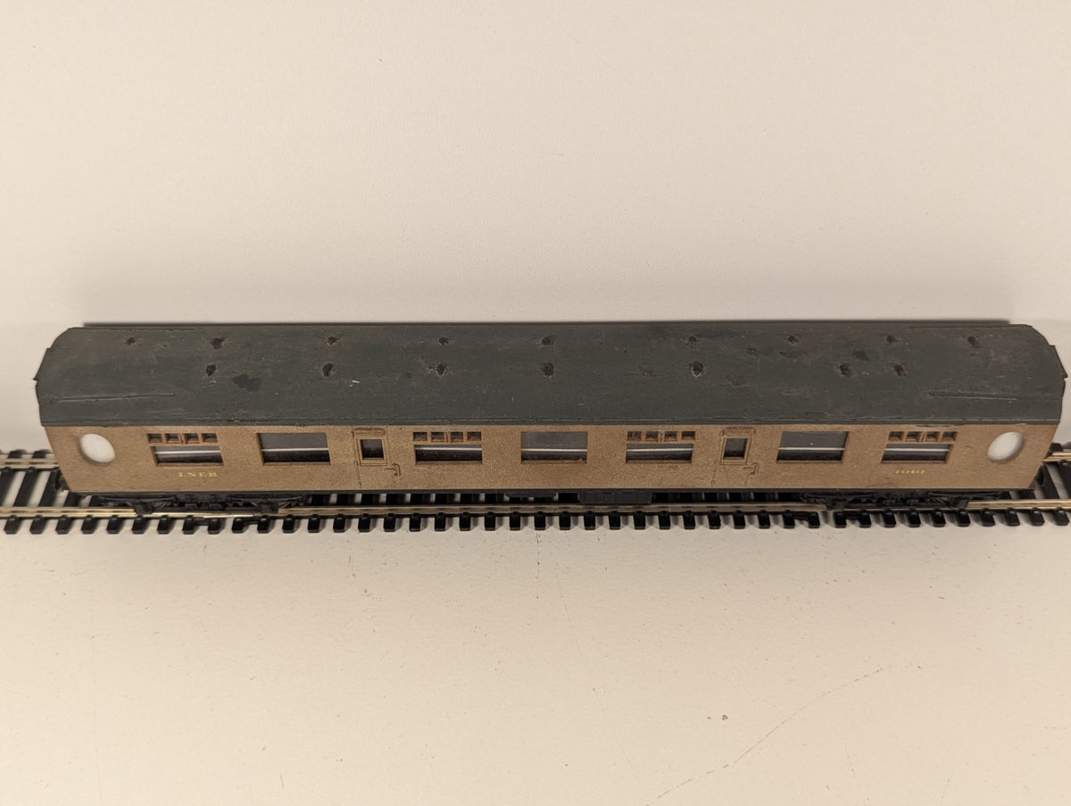 Hornby OO Gauge LNER Corridor Full Third Coach