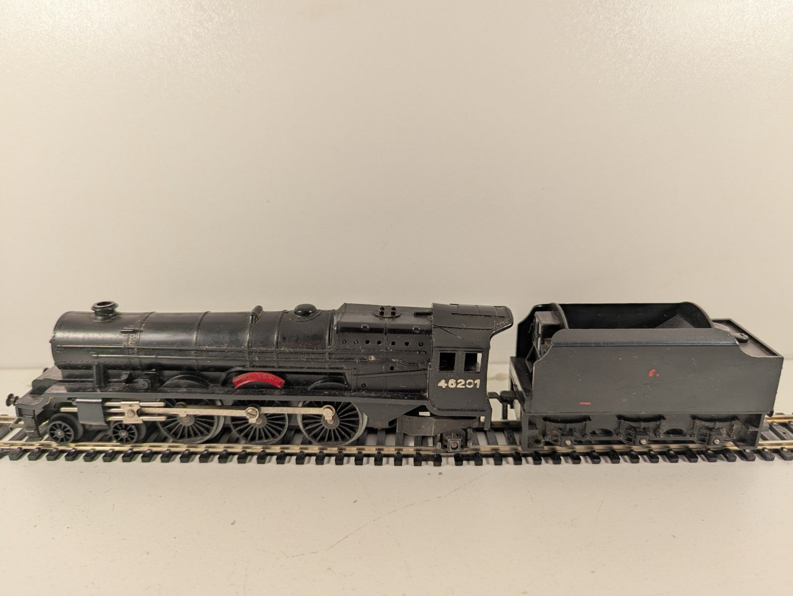 Tri-ang Hornby Princess Royal Class 4-6-2 “Princess Elizabeth” BR Unlined Black