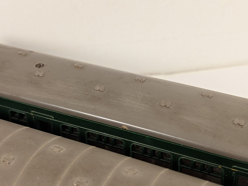 Tri-ang Hornby R157 OO Gauge Class 101 DMU BR Green