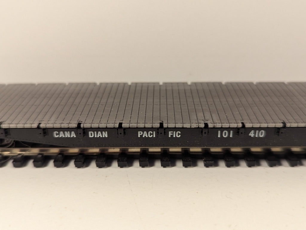 Bachmann HO Gauge Canadian Pacific Bulkhead Flatcar