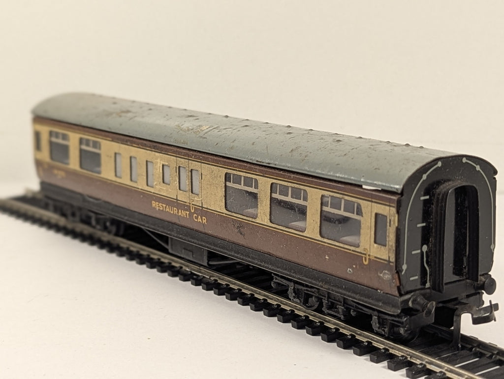 Hornby Dublo OO Gauge BR (WR) Restaurant Car Passenger Coach W 9572