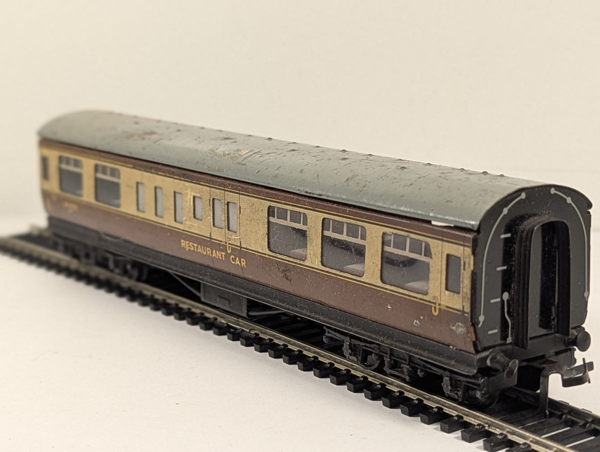 Hornby Dublo OO Gauge BR (WR) Restaurant Car Passenger Coach W 9572