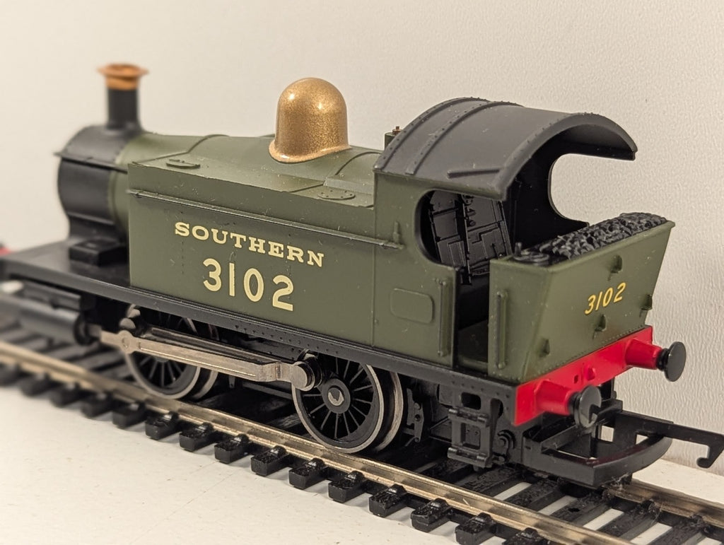Hornby R3213 OO Gauge Holden Class 101 Collectors Club 2013