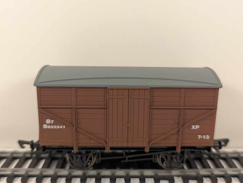 Dapol B584 OO BR Bauxite Fruit Van