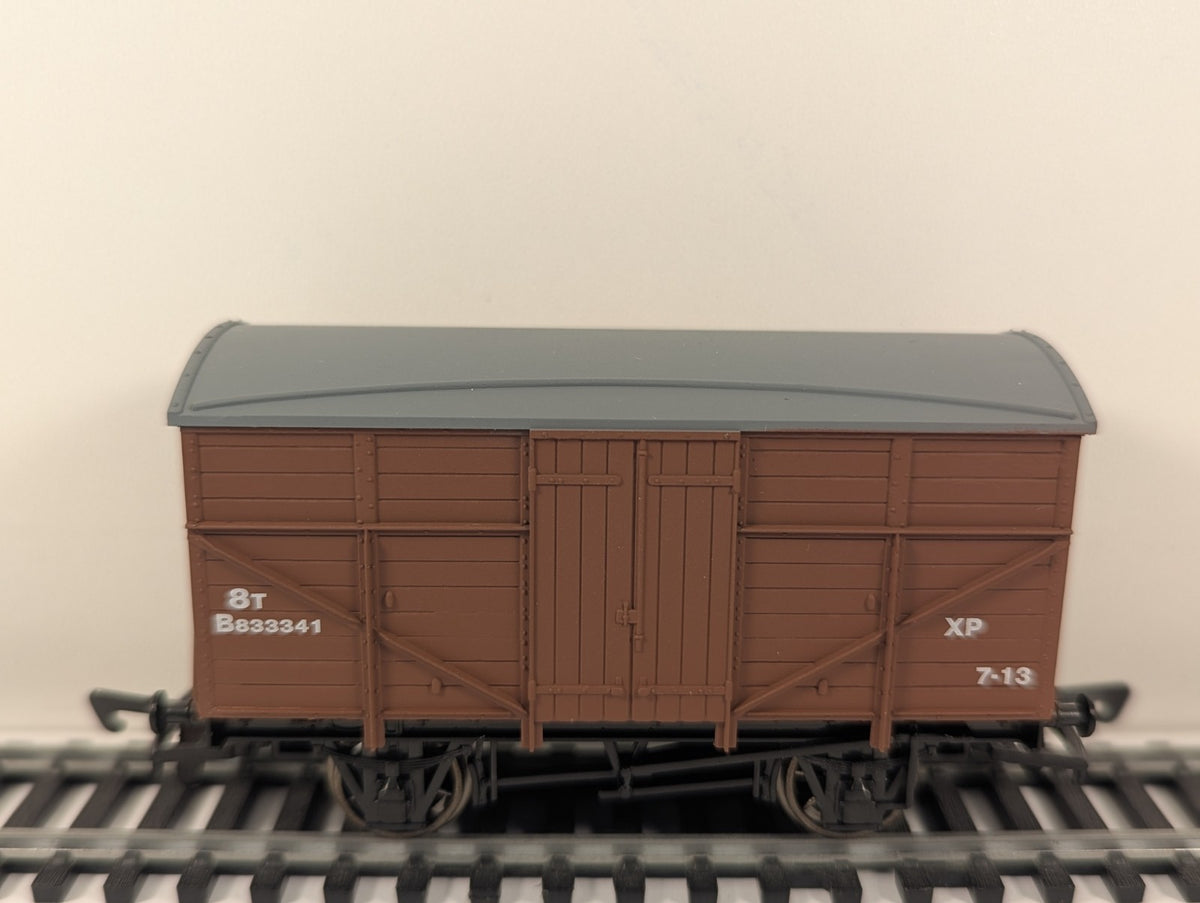 Dapol B584 OO BR Bauxite Fruit Van
