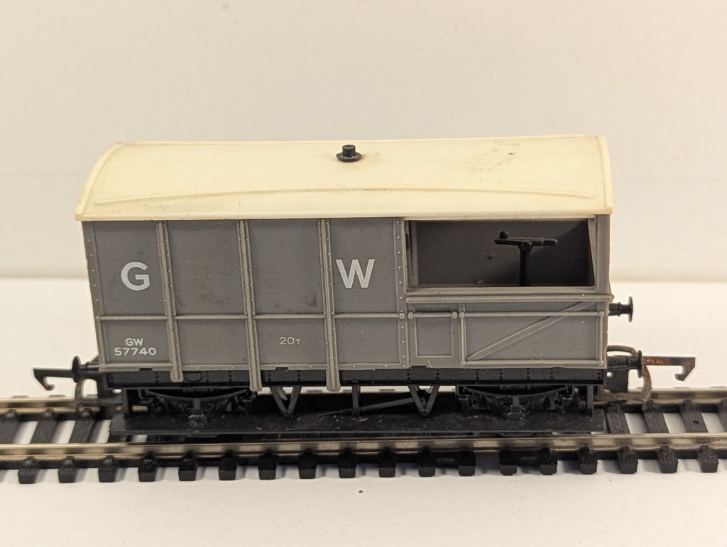 Tri-ang R16 OO Gauge GWR 20t Toad Brake Van 57740