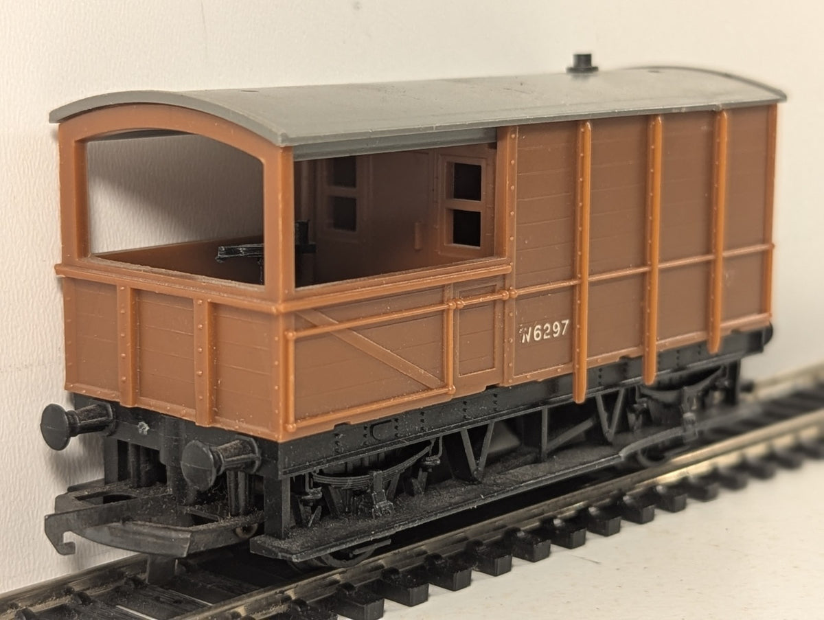 Tri-ang OO Gauge GWR Toad Brake Van Goods Wagon W6297 BR WR Brown