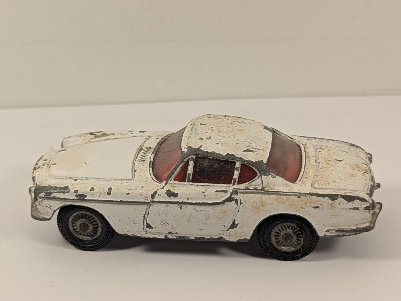 Corgi Toys 258 Volvo P1800 1:43 Scale - Chipped Paint