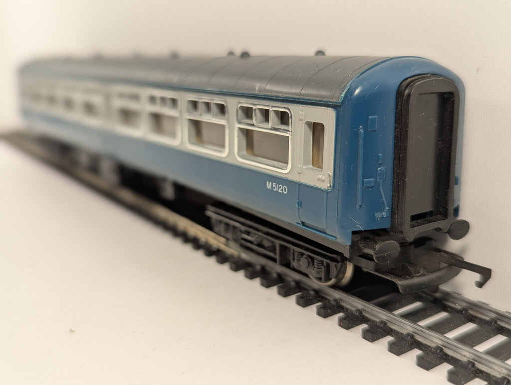 Hornby OO Gauge Coach M5120 BR Blue & Grey