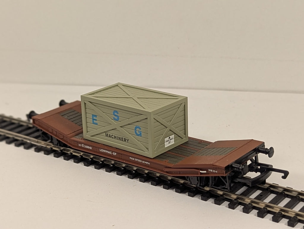 Hornby OO Gauge BR Lowmac EP with Crate Load 'ESG Machinery'