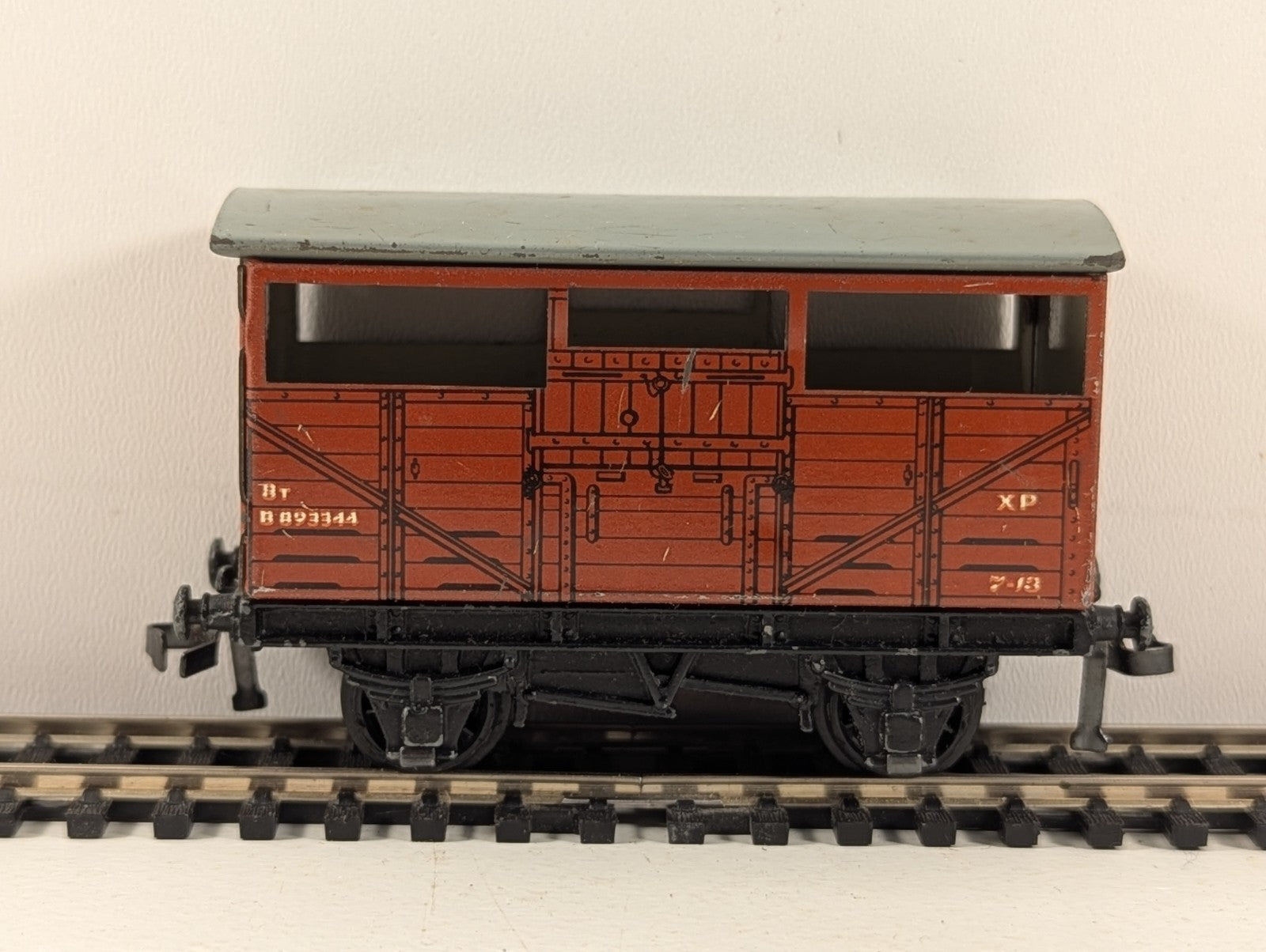 Hornby Dublo 32020 OO Gauge BR Brown D1 Cattle Truck - Boxed