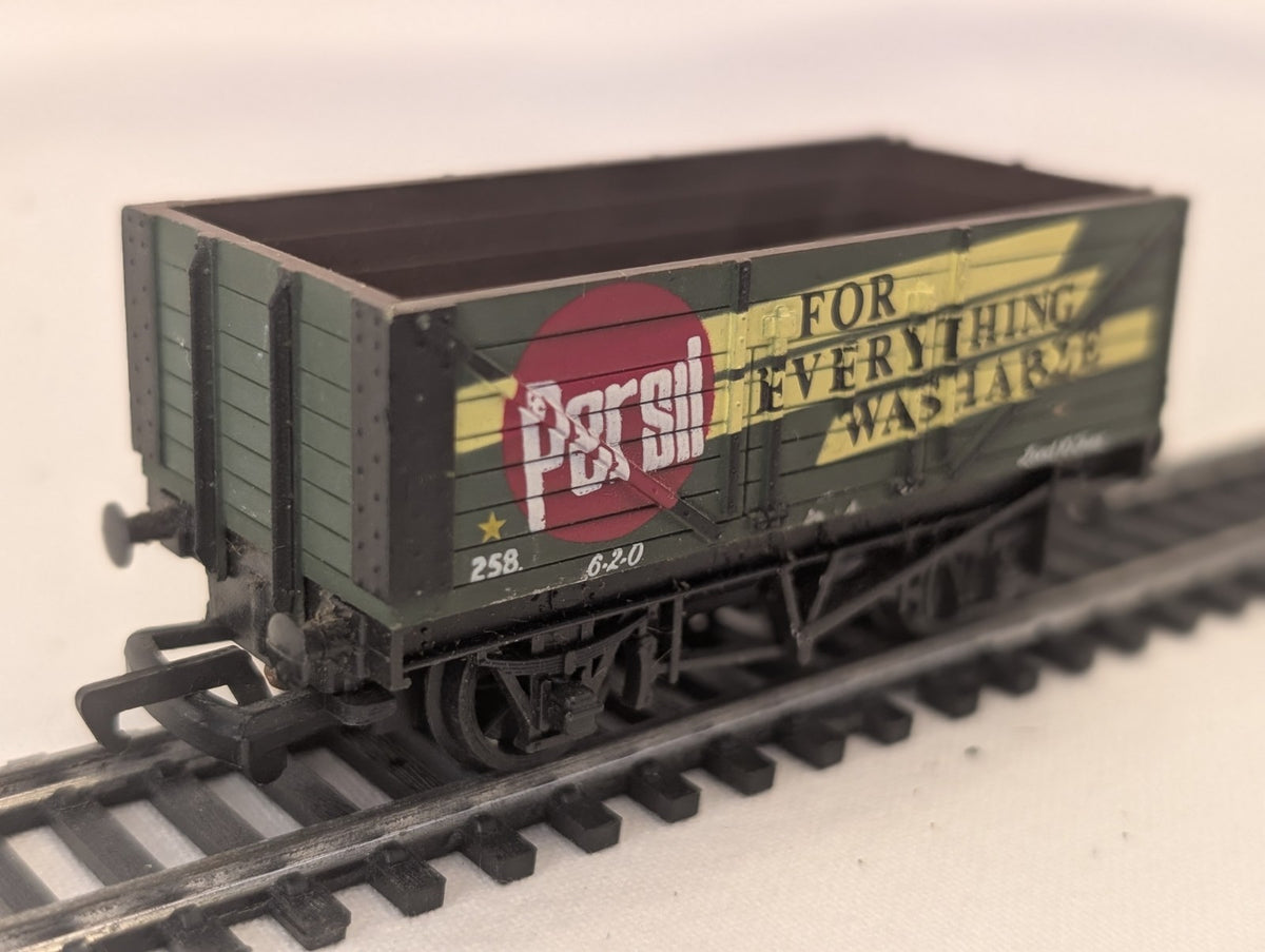 Mainline 37-128 OO Gauge 7 Plank Wagon “Persil”