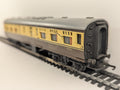 Tri-ang OO Gauge BR Restaurant Car Passenger Coach W301 BR Chocolate and Cream
