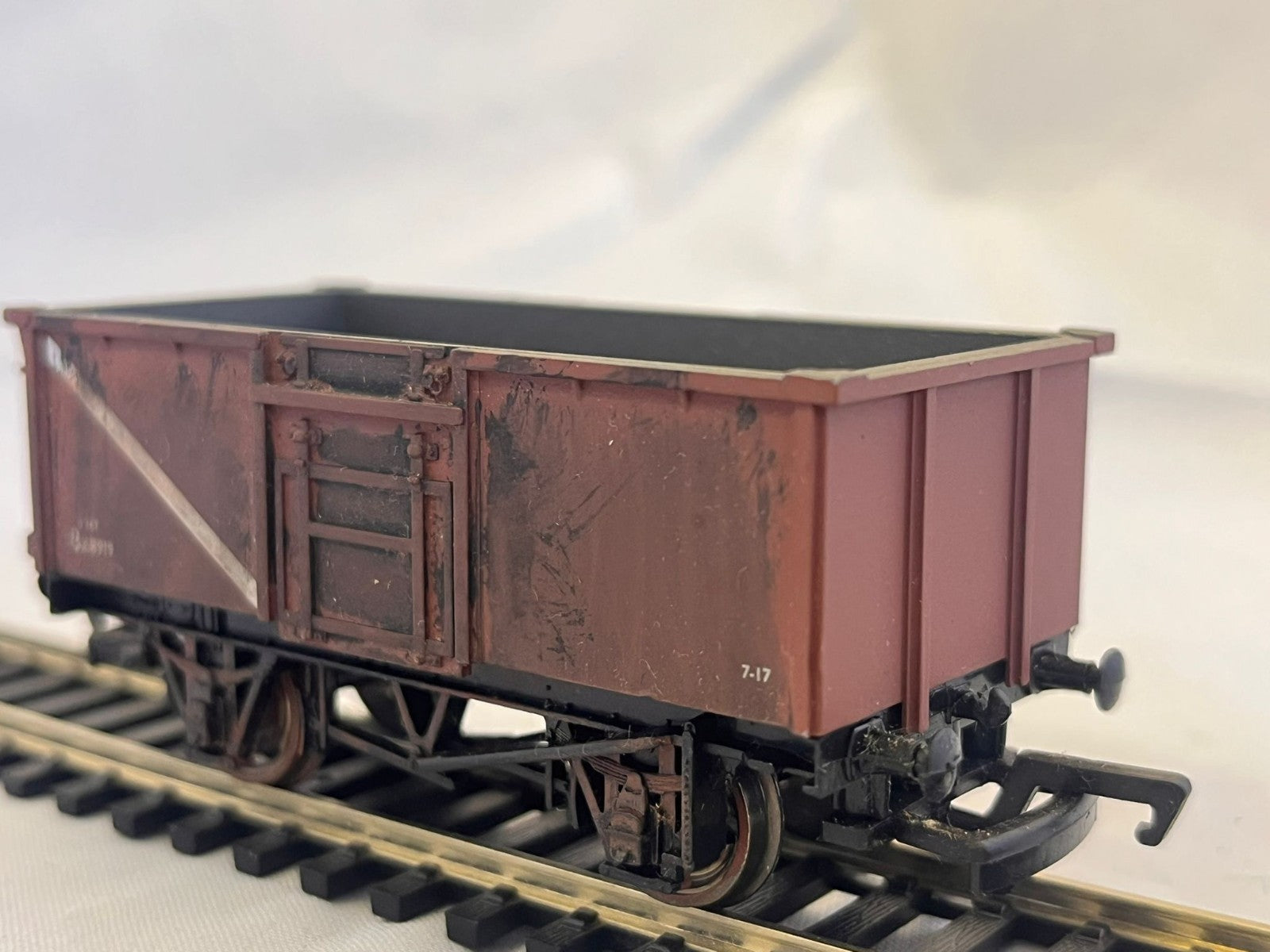 Bachmann Branchline OO Gauge BR 16T Steel Mineral Wagon Bauxite Weathered