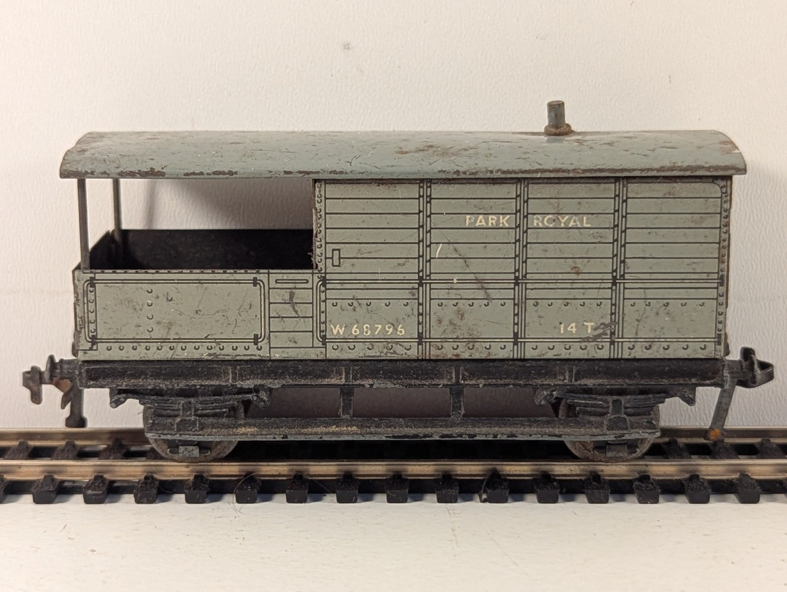 Hornby Dublo 4312 Goods Brake Van OO Gauge